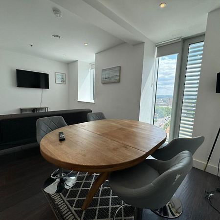 Cozy One Bedroom Flat 20 Mins Central London Bp142 Exterior foto