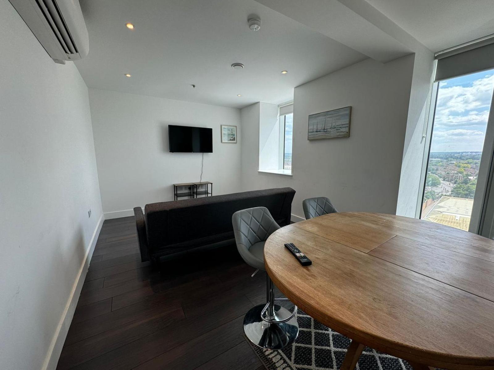 Cozy One Bedroom Flat 20 Mins Central London Bp142 Exterior foto